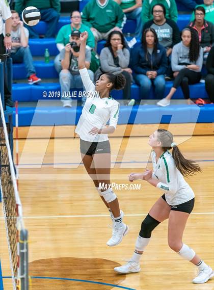 Thumbnail 3 in Cathedral vs New Castle (IHSAA 4A Regional Semifinal) photogallery.