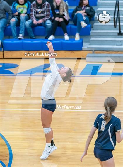 Thumbnail 2 in Cathedral vs New Castle (IHSAA 4A Regional Semifinal) photogallery.