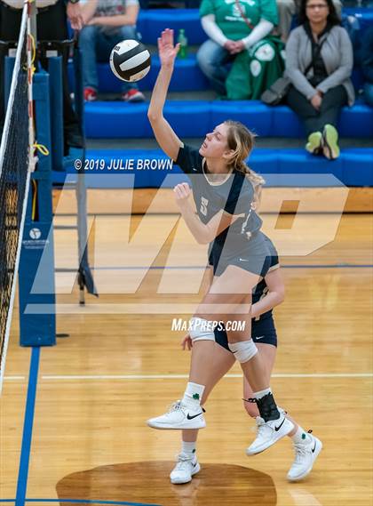 Thumbnail 2 in Cathedral vs New Castle (IHSAA 4A Regional Semifinal) photogallery.