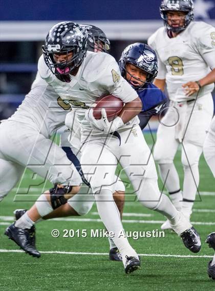 Thumbnail 2 in  The Colony vs. Wylie East (UIL 5A Bi-District)  photogallery.