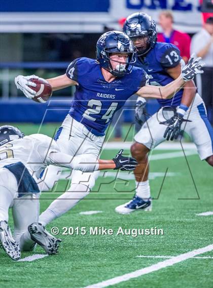 Thumbnail 3 in  The Colony vs. Wylie East (UIL 5A Bi-District)  photogallery.