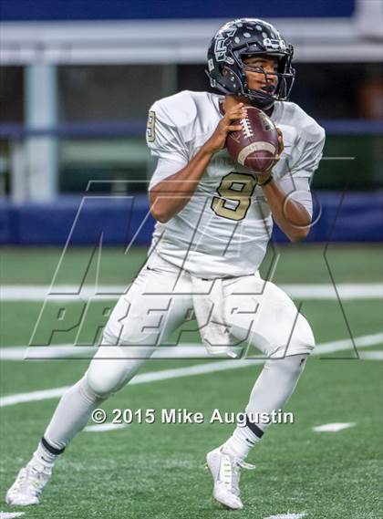 Thumbnail 3 in  The Colony vs. Wylie East (UIL 5A Bi-District)  photogallery.