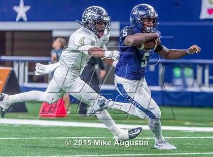 Thumbnail 2 in  The Colony vs. Wylie East (UIL 5A Bi-District)  photogallery.