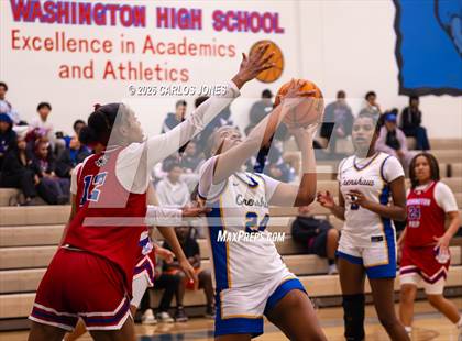 Thumbnail 3 in George Washington Prep @ Crenshaw photogallery.