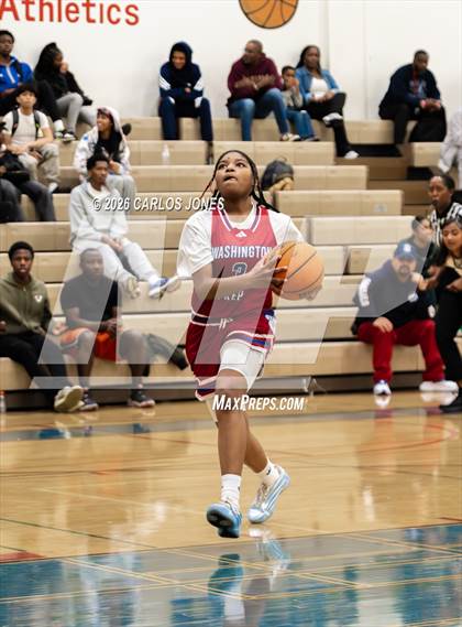 Thumbnail 3 in George Washington Prep @ Crenshaw photogallery.