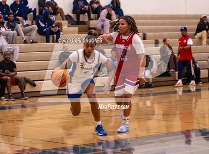 Thumbnail 2 in George Washington Prep @ Crenshaw photogallery.