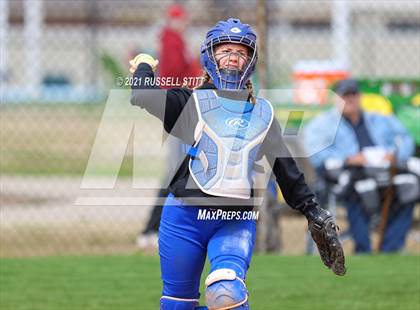 Thumbnail 3 in Kingfisher vs Hennessey photogallery.