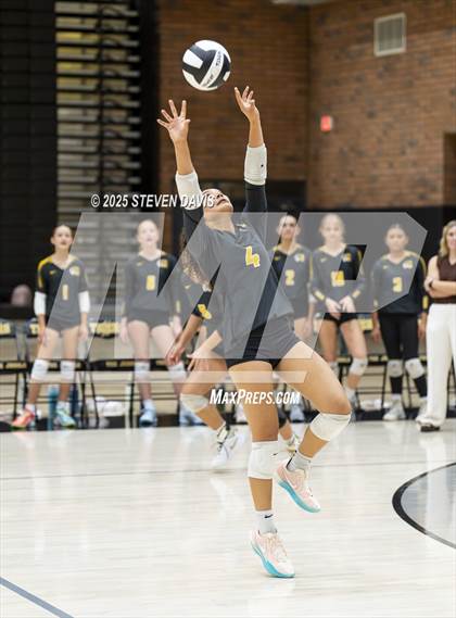 Thumbnail 3 in JV: Mesquite @ Gilbert photogallery.