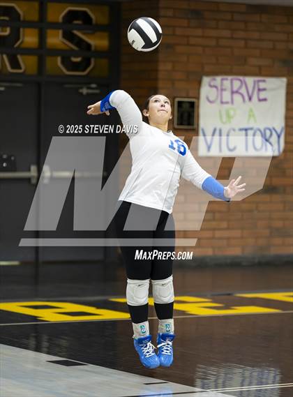 Thumbnail 3 in JV: Mesquite @ Gilbert photogallery.