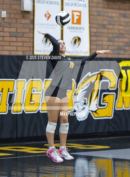 Thumbnail 1 in JV: Mesquite @ Gilbert photogallery.