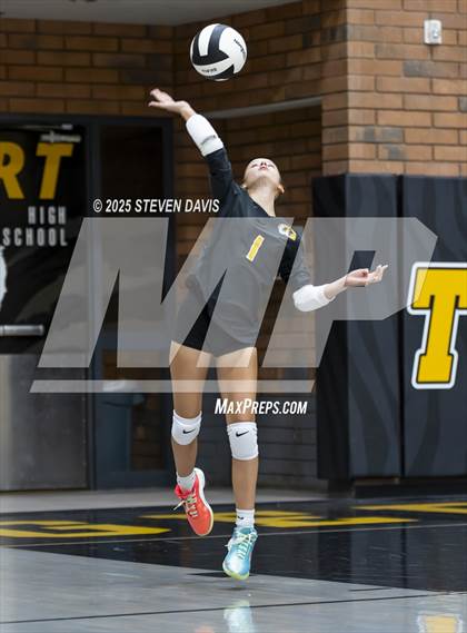 Thumbnail 2 in JV: Mesquite @ Gilbert photogallery.