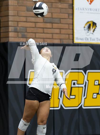 Thumbnail 1 in JV: Mesquite @ Gilbert photogallery.