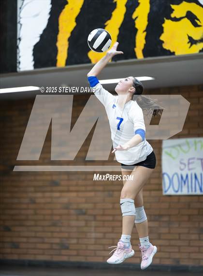 Thumbnail 2 in JV: Mesquite @ Gilbert photogallery.