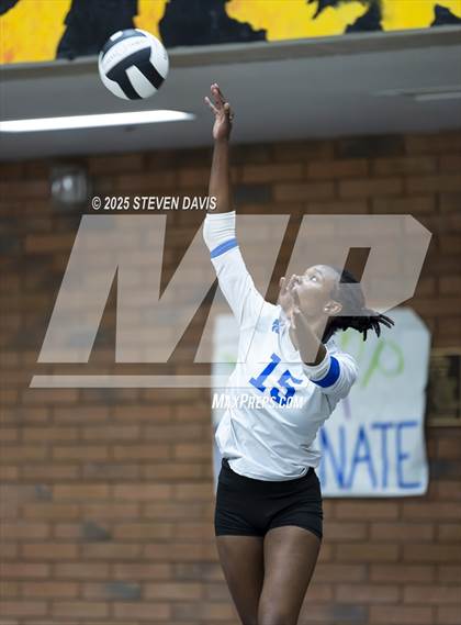 Thumbnail 3 in JV: Mesquite @ Gilbert photogallery.