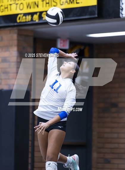 Thumbnail 1 in JV: Mesquite @ Gilbert photogallery.