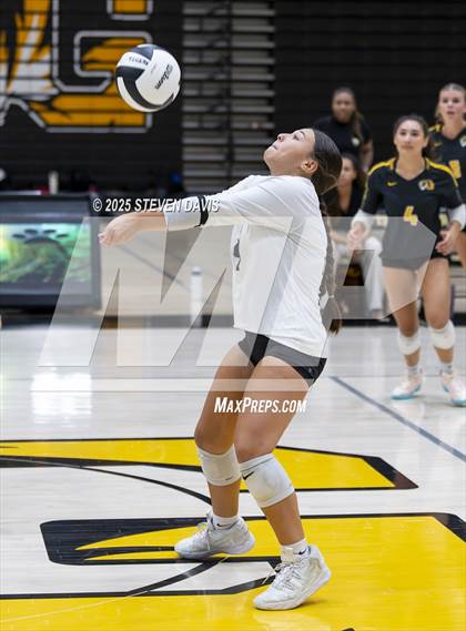 Thumbnail 3 in JV: Mesquite @ Gilbert photogallery.