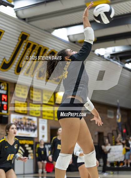 Thumbnail 3 in JV: Mesquite @ Gilbert photogallery.