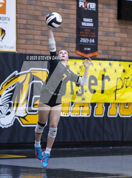 Thumbnail 2 in JV: Mesquite @ Gilbert photogallery.