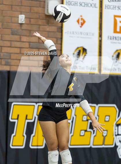 Thumbnail 1 in JV: Mesquite @ Gilbert photogallery.