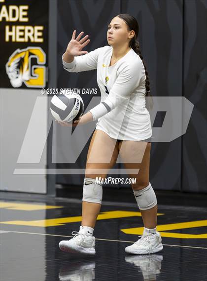 Thumbnail 3 in JV: Mesquite @ Gilbert photogallery.