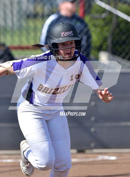 Thumbnail 2 in Lassen vs. Foothill (Pleasant Valley Tournament) photogallery.