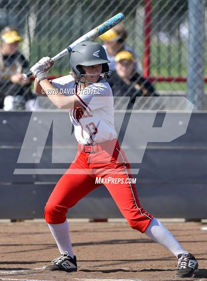 Thumbnail 2 in Lassen vs. Foothill (Pleasant Valley Tournament) photogallery.
