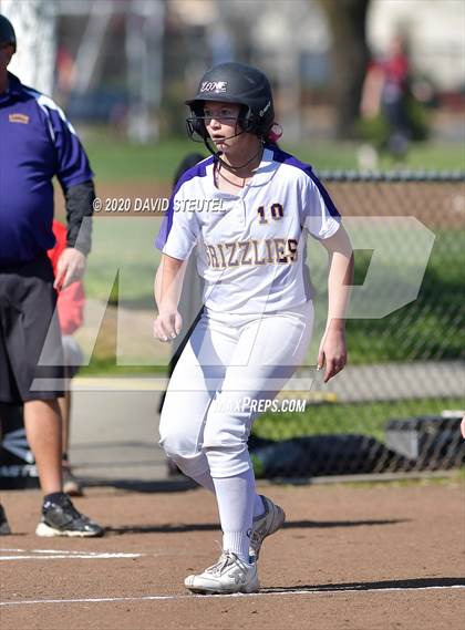 Thumbnail 2 in Lassen vs. Foothill (Pleasant Valley Tournament) photogallery.