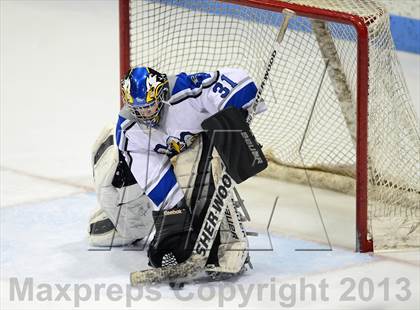 Thumbnail 2 in Brookfield/Bethel/Danbury vs. East Catholic (CIAC Division II Semifinal) photogallery.