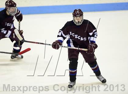 Thumbnail 1 in Brookfield/Bethel/Danbury vs. East Catholic (CIAC Division II Semifinal) photogallery.