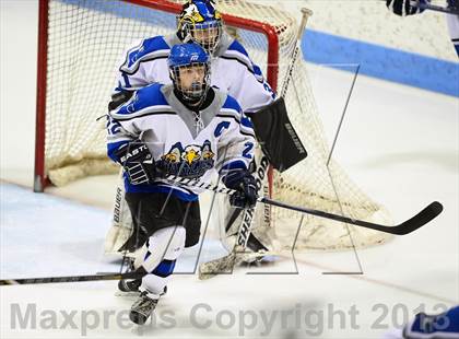 Thumbnail 1 in Brookfield/Bethel/Danbury vs. East Catholic (CIAC Division II Semifinal) photogallery.