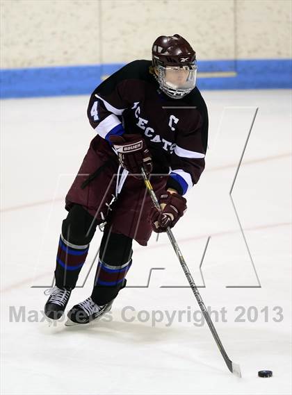 Thumbnail 1 in Brookfield/Bethel/Danbury vs. East Catholic (CIAC Division II Semifinal) photogallery.