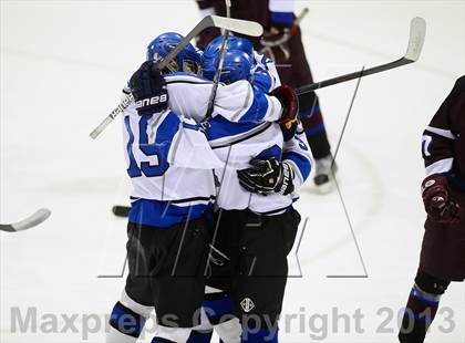Thumbnail 2 in Brookfield/Bethel/Danbury vs. East Catholic (CIAC Division II Semifinal) photogallery.