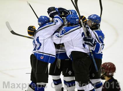 Thumbnail 2 in Brookfield/Bethel/Danbury vs. East Catholic (CIAC Division II Semifinal) photogallery.