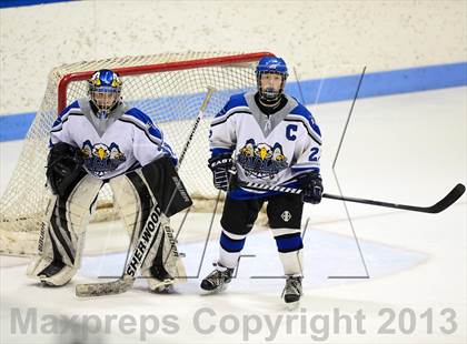 Thumbnail 1 in Brookfield/Bethel/Danbury vs. East Catholic (CIAC Division II Semifinal) photogallery.