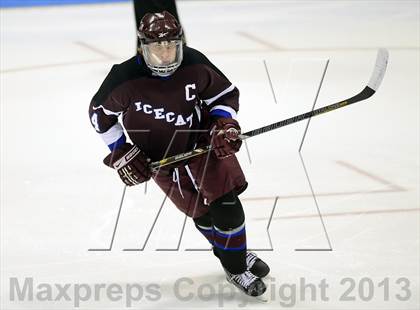 Thumbnail 2 in Brookfield/Bethel/Danbury vs. East Catholic (CIAC Division II Semifinal) photogallery.