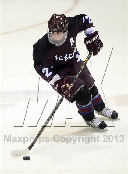 Thumbnail 1 in Brookfield/Bethel/Danbury vs. East Catholic (CIAC Division II Semifinal) photogallery.
