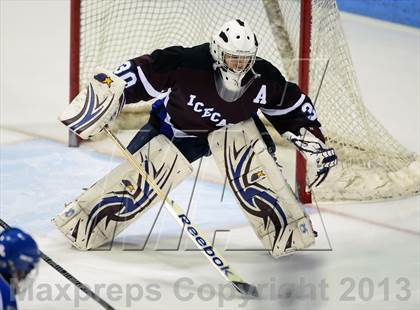 Thumbnail 2 in Brookfield/Bethel/Danbury vs. East Catholic (CIAC Division II Semifinal) photogallery.
