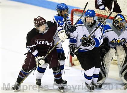 Thumbnail 1 in Brookfield/Bethel/Danbury vs. East Catholic (CIAC Division II Semifinal) photogallery.