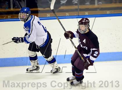 Thumbnail 3 in Brookfield/Bethel/Danbury vs. East Catholic (CIAC Division II Semifinal) photogallery.