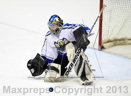 Thumbnail 3 in Brookfield/Bethel/Danbury vs. East Catholic (CIAC Division II Semifinal) photogallery.