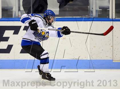 Thumbnail 1 in Brookfield/Bethel/Danbury vs. East Catholic (CIAC Division II Semifinal) photogallery.