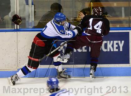 Thumbnail 2 in Brookfield/Bethel/Danbury vs. East Catholic (CIAC Division II Semifinal) photogallery.