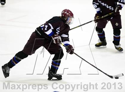 Thumbnail 3 in Brookfield/Bethel/Danbury vs. East Catholic (CIAC Division II Semifinal) photogallery.