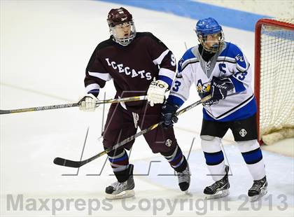 Thumbnail 2 in Brookfield/Bethel/Danbury vs. East Catholic (CIAC Division II Semifinal) photogallery.