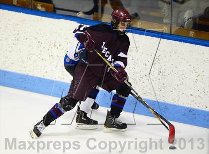 Thumbnail 2 in Brookfield/Bethel/Danbury vs. East Catholic (CIAC Division II Semifinal) photogallery.