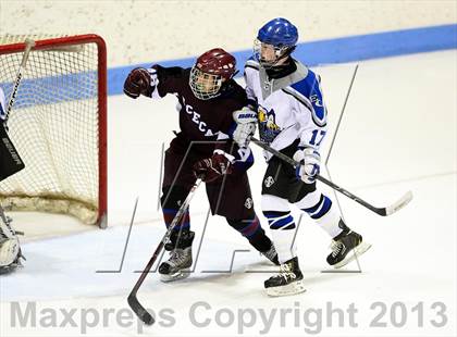 Thumbnail 2 in Brookfield/Bethel/Danbury vs. East Catholic (CIAC Division II Semifinal) photogallery.