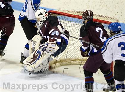 Thumbnail 3 in Brookfield/Bethel/Danbury vs. East Catholic (CIAC Division II Semifinal) photogallery.