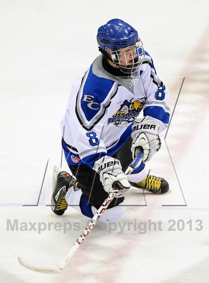 Thumbnail 2 in Brookfield/Bethel/Danbury vs. East Catholic (CIAC Division II Semifinal) photogallery.