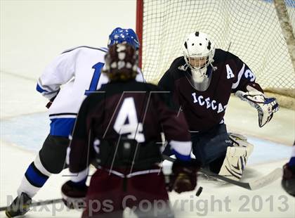 Thumbnail 1 in Brookfield/Bethel/Danbury vs. East Catholic (CIAC Division II Semifinal) photogallery.