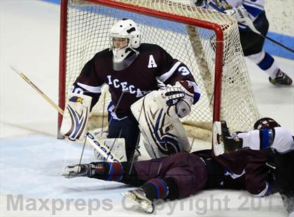 Thumbnail 3 in Brookfield/Bethel/Danbury vs. East Catholic (CIAC Division II Semifinal) photogallery.